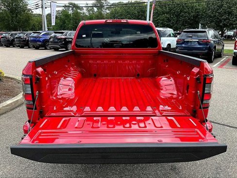 Certified 2025 Nissan Frontier SV image 30