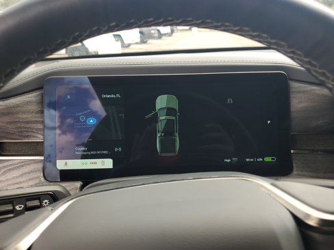 Used 2022 Rivian R1T Launch Edition image 21