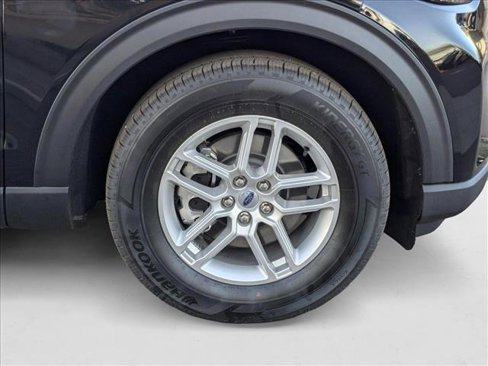 New 2025 Ford Explorer Active image 16