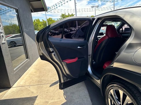 Used 2020 Lexus UX 250h F Sport image 9