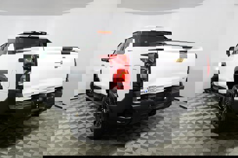 Used 2024 Chevrolet Silverado EV W/T image 39