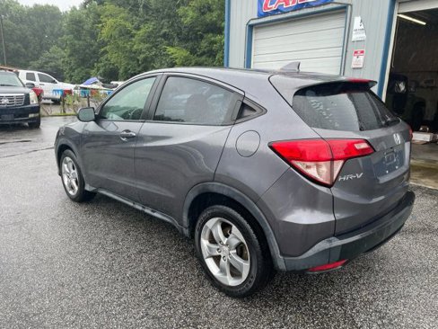 Used 2018 Honda HR-V LX image 8