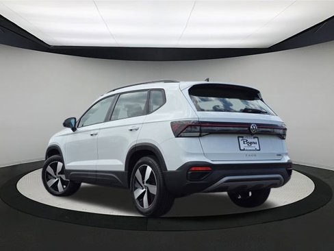 New 2025 Volkswagen Taos S image 5