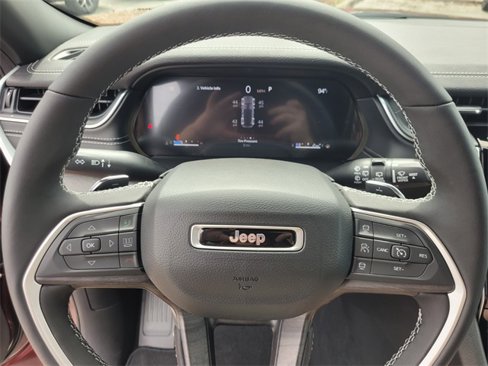 New 2025 Jeep Grand Cherokee Limited image 29