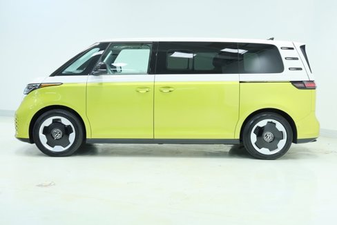 New 2025 Volkswagen ID. Buzz Pro S Plus image 4