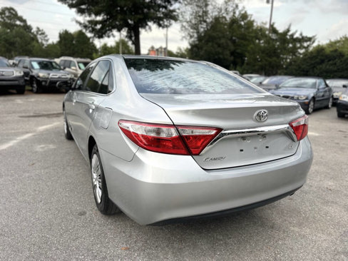 Used 2016 Toyota Camry LE image 7