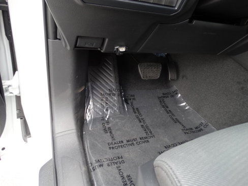 New 2026 Toyota Tundra SR image 9