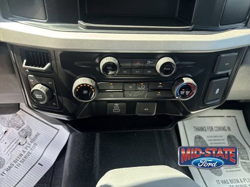 New 2026 Ford F250 XL w/ XL Chrome Package image 25