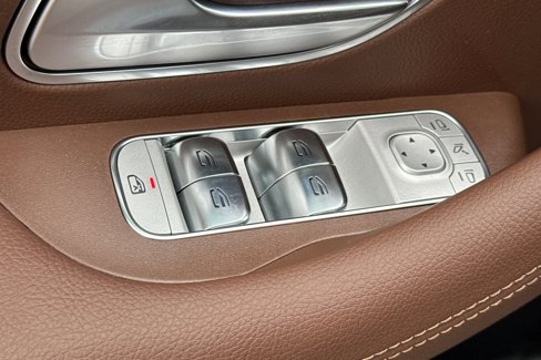 New 2026 Mercedes-Benz GLS 450 4MATIC image 13