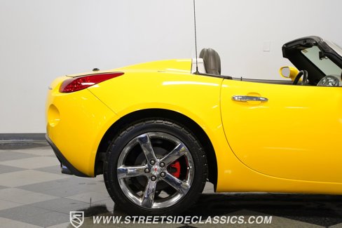 Used 2007 Pontiac Solstice GXP w/ Premium Package image 29