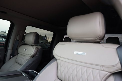 Used 2025 Ford F350 Platinum w/ Platinum Plus Package image 21