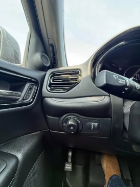 Used 2022 Dodge Durango GT image 14