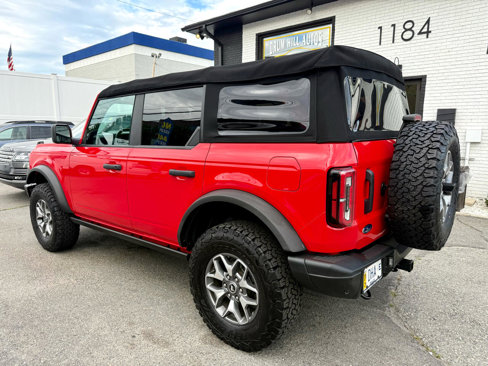 Used 2022 Ford Bronco Badlands image 3