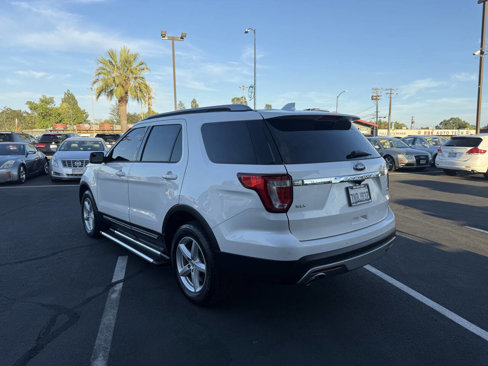 Used 2016 Ford Explorer XLT w/ Equipment Group 202A image 5