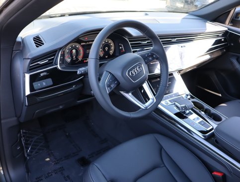 New 2025 Audi Q8 Premium Plus image 5