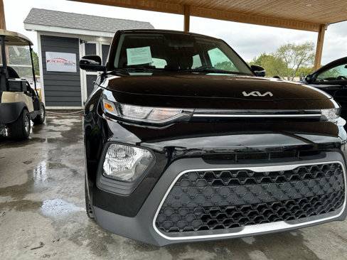 Used 2022 Kia Soul LX image 18
