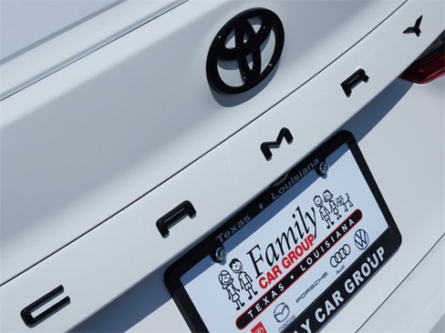 New 2026 Toyota Camry SE image 8