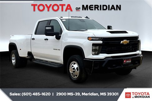 Used 2024 Chevrolet Silverado 3500 W/T image 1