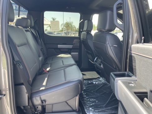 New 2025 Ford F150 Lariat w/ Equipment Group 502A High image 27