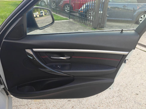 Used 2018 BMW 328d Sedan image 22