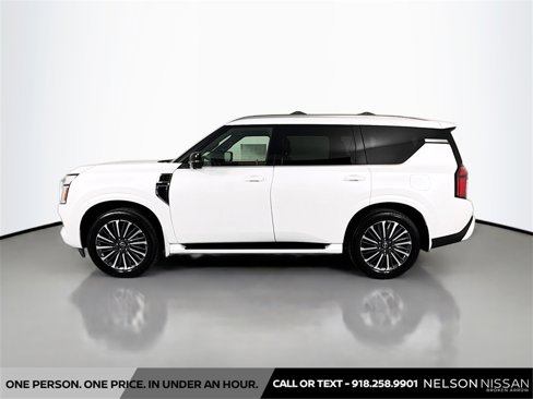 New 2025 Nissan Armada Platinum Reserve image 8