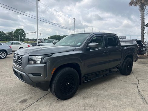 Used 2022 Nissan Frontier SV image 14