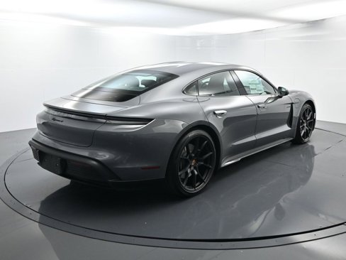 Certified 2026 Porsche Taycan image 14