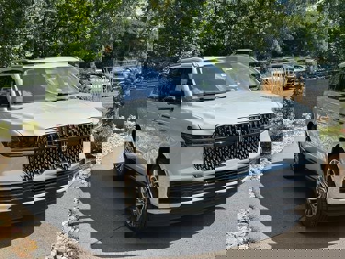 New 2025 Lincoln Navigator L Reserve image 7