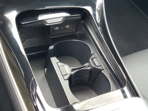 Used 2025 Mercedes-Benz C 300 Sedan image 27