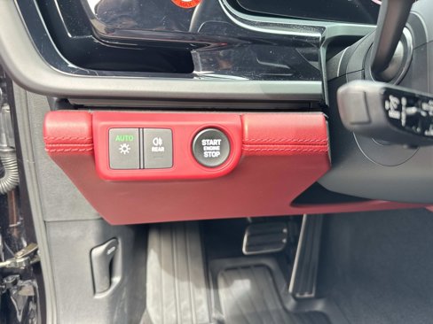 Certified 2024 Porsche Panamera image 34