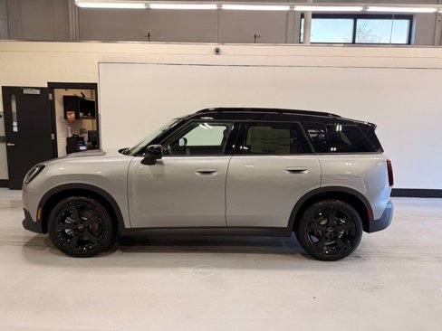 New 2026 MINI Cooper Countryman S image 2