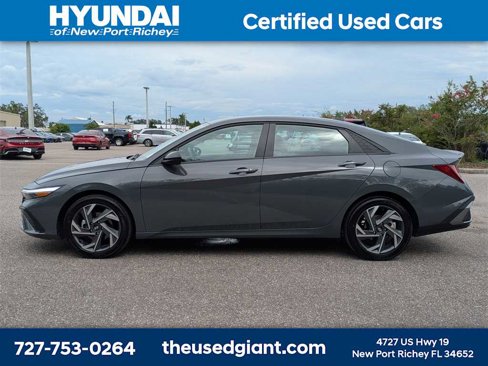 Certified 2025 Hyundai Elantra Sport image 2