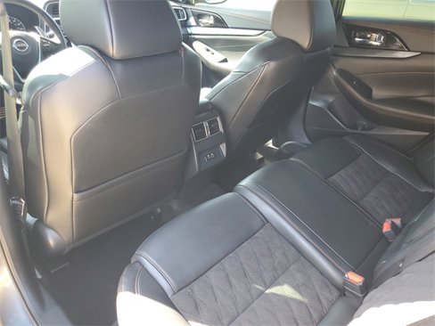 Used 2023 Nissan Maxima SR w/ Sport Mat Group image 28