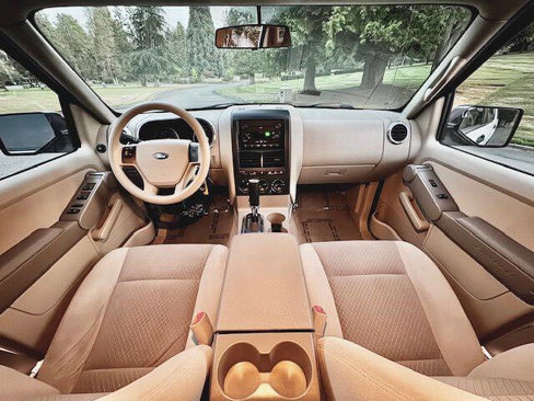 Used 2006 Ford Explorer XLS image 19