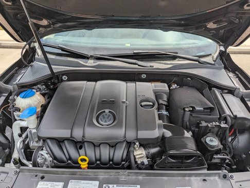Used 2013 Volkswagen Passat Wolfsburg Edition image 19