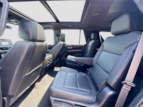 Used 2022 Chevrolet Tahoe Z71 w/ Luxury Package image 26