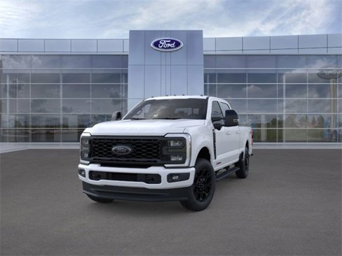 New 2025 Ford F250 4x4 Crew Cab Super Duty image 2