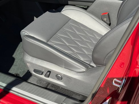 New 2026 Nissan Rogue Platinum w/ Platinum Premium Package image 4