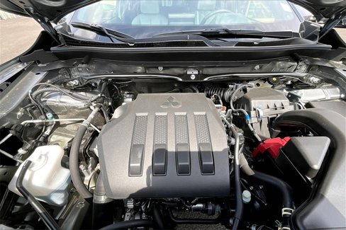 New 2025 Mitsubishi Eclipse Cross SEL image 10