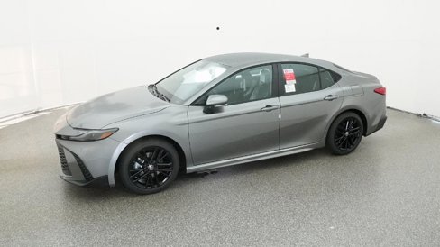 New 2026 Toyota Camry SE image 2