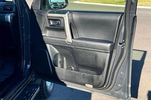 Used 2024 Toyota 4Runner SR5 Premium image 24