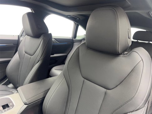 Used 2025 BMW i4 eDrive40 w/ Premium Package image 27