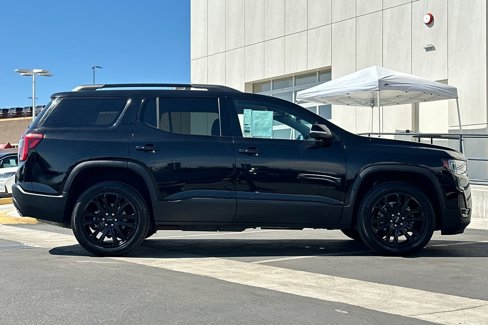 Used 2023 GMC Acadia SLE w/ Elevation Edition image 2
