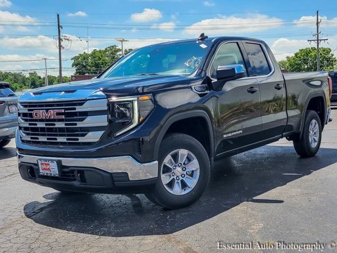 New 2026 GMC Sierra 1500 SLE image 1