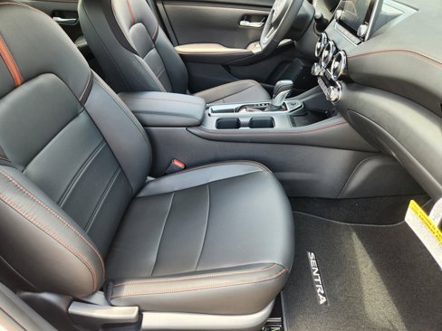 New 2025 Nissan Sentra SR w/ SR Premium Package image 11