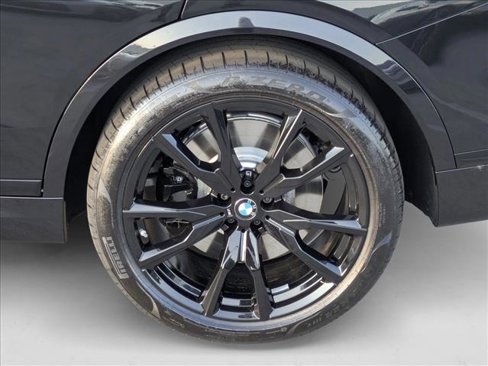 New 2026 BMW X7 M60i w/ M Sport Professional Package image 10