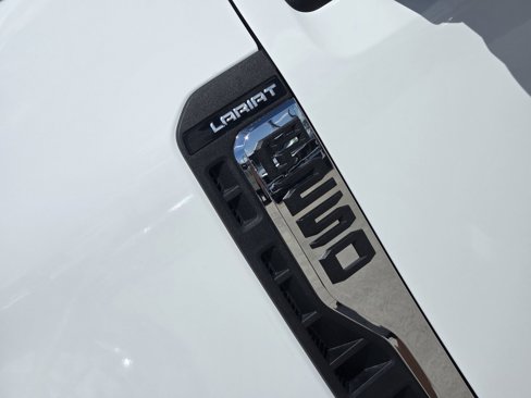 New 2026 Ford F250 Lariat w/ Chrome Package image 10