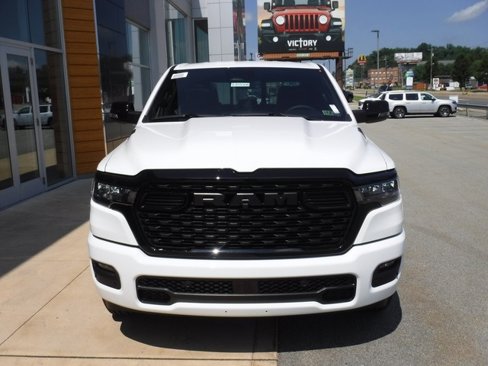 New 2026 RAM 1500 4x4 Crew Cab image 4