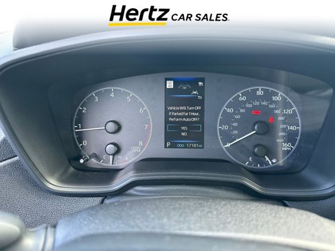 Used 2025 Toyota Corolla Cross LE image 10
