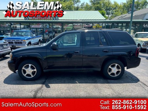 Used 2008 Chevrolet TrailBlazer LT w/ Sun And Sound Package image 1